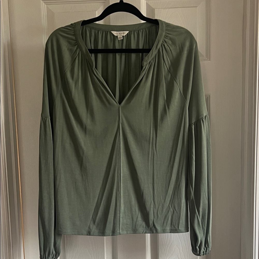Lucky Elegant Women's Top